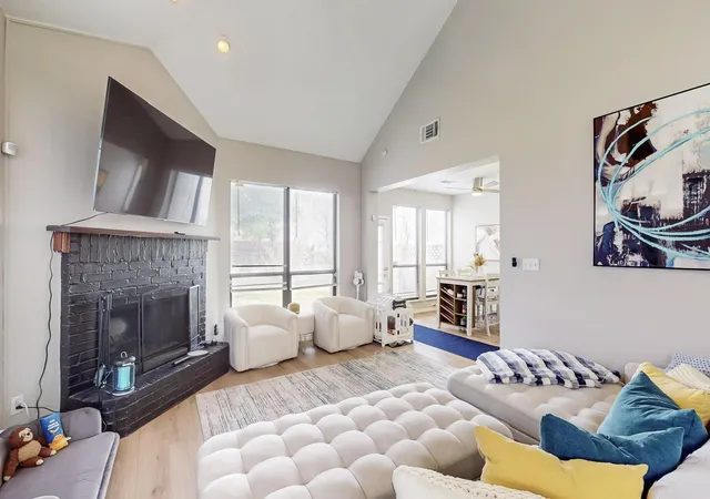 Photo 3 of Sale Pending at 8000 Arbor Ave, Fort Worth, TX 76116 | MLS# 21139067 | Listing updated on 2026-07-17