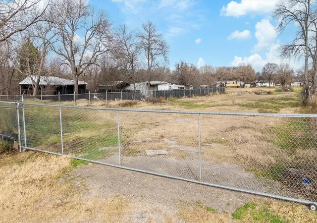 Land for sale at 11709 Terry Dr, Balch Springs, TX 75180 | MLS# 21136823
