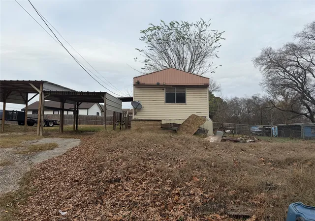 Photo 1 of Manufactured home for sale at 205 Barker St, Athens, TX 75751 | MLS# 21139166 | Listing updated on 2026-07-27