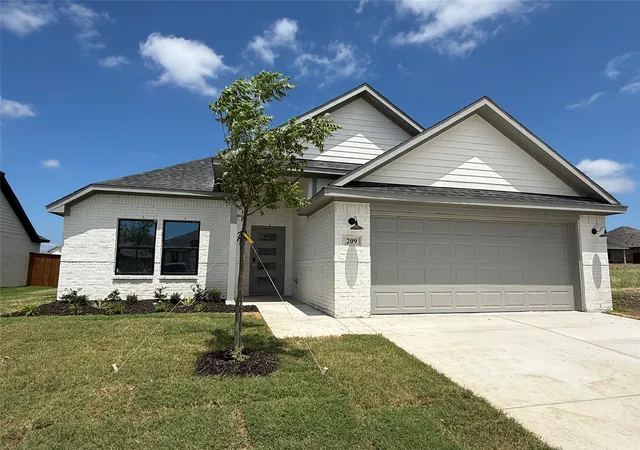 Photo 1 of Single family home for sale at 209 Comfort Dr, Godley, TX 76044 | MLS# 21134861 | Listing updated on 2026-10-06