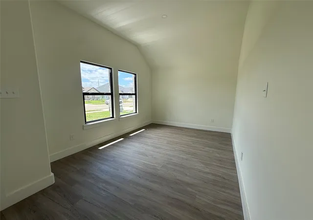 Photo 3 of Single family home for sale at 209 Comfort Dr, Godley, TX 76044 | MLS# 21134861 | Listing updated on 2026-10-06