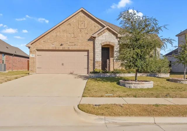 Homes for sale in Ferris, TX | 851 Rosebud Trl, Ferris, TX 75125 | MLS# 21139440