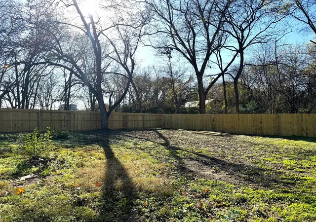 Homes for sale in Mt Pleasant, TX | 516 S O'tyson, Mt Pleasant, TX 75455 | MLS# 21137828