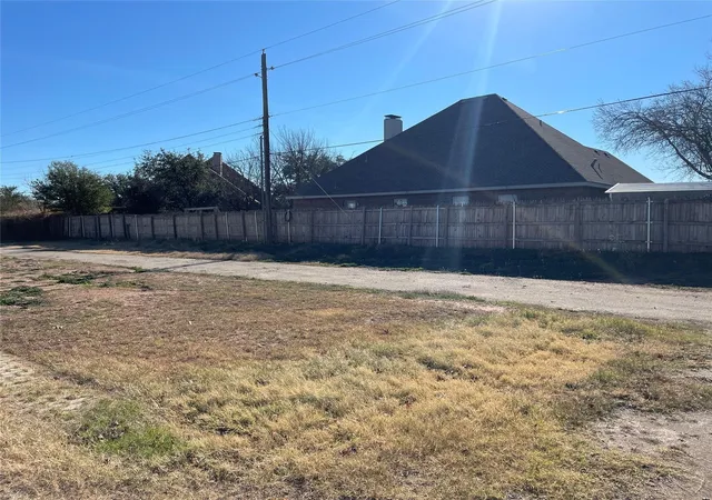 3rd image of 5619 Buffalo Gap Rd, Abilene, TX 79606 | MLS# 21141625