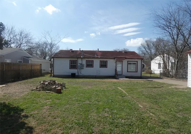 17th image of 11819 Broadmoor Dr, Dallas, TX 75218 | MLS# 21135652