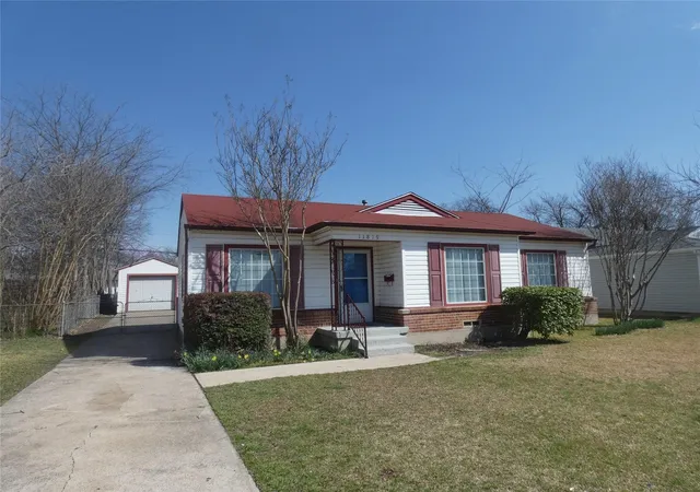 2nd image of 11819 Broadmoor Dr, Dallas, TX 75218 | MLS# 21135652