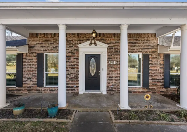 Photo 3 of Sale Pending at 601 Rasure Cir, Sulphur Springs, TX 75482 | MLS# 21141561 | Listing updated on 2026-07-22
