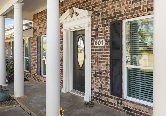 Photo 4 of Sale Pending at 601 Rasure Cir, Sulphur Springs, TX 75482 | MLS# 21141561 | Listing updated on 2026-07-22