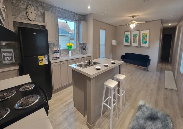 Photo 3 of Manufactured home for sale at 3408 Woodlake Dr, Granbury, TX 76048 | MLS# 21133412 | Listing updated on 2026-08-29