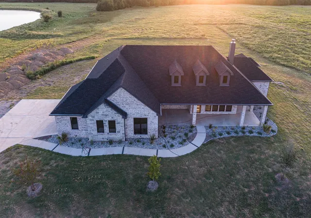 Photo 3 of Single family home for sale at 4112 County Road 1098, Celeste, TX 75423 | MLS# 21139481 | Listing updated on 2026-08-22