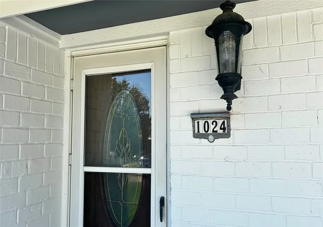 Photo 3 of Single family home for sale at 1024 Murray Ct, Mc Kinney, TX 75069 | MLS# 21139191 | Listing updated on 2026-07-23