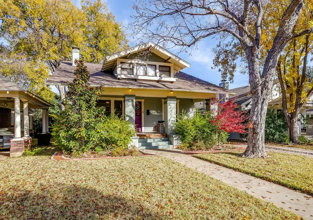 Photo 1 of Sale Pending at 2222 W Magnolia Ave, Fort Worth, TX 76110 | MLS# 21141221 | Listing updated on 2026-08-03