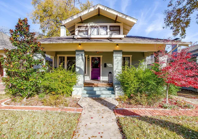 Photo 2 of Sale Pending at 2222 W Magnolia Ave, Fort Worth, TX 76110 | MLS# 21141221 | Listing updated on 2026-08-03