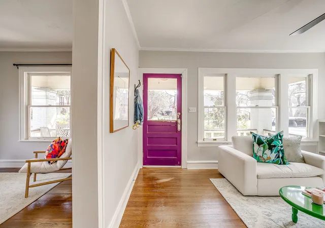 Photo 4 of Sale Pending at 2222 W Magnolia Ave, Fort Worth, TX 76110 | MLS# 21141221 | Listing updated on 2026-08-03