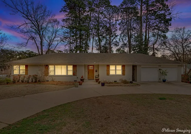 Photo 1 of Single family home for sale at 4719 Gilbert Dr, Shreveport, LA 71106 | MLS# 21142192 | Listing updated on 2026-09-16