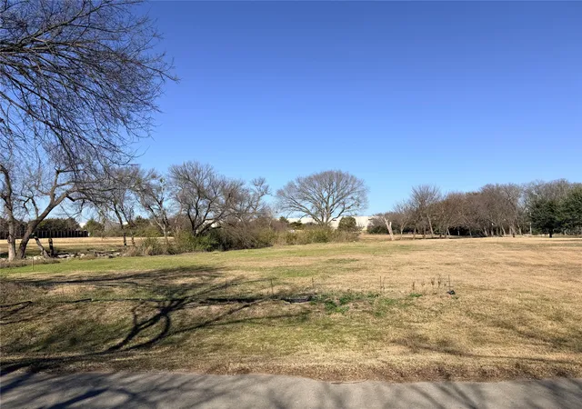 Homes for sale in De Soto, TX | 539 Winston Dr, De Soto, TX 75115 | MLS# 21142243