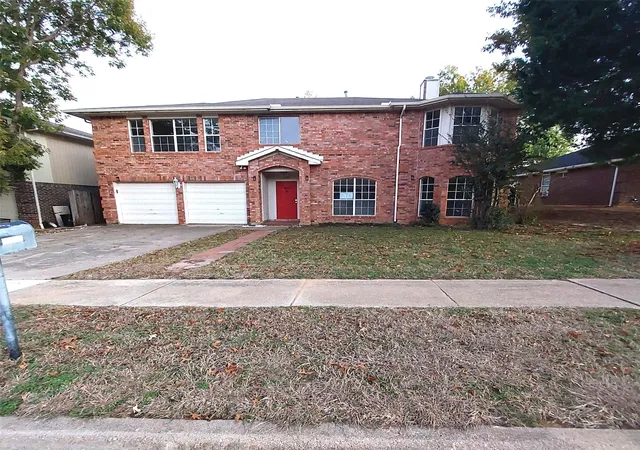 Homes for sale in Corinth, TX | 2107 Meadowview Dr, Corinth, TX 76210 | MLS# 21139216
