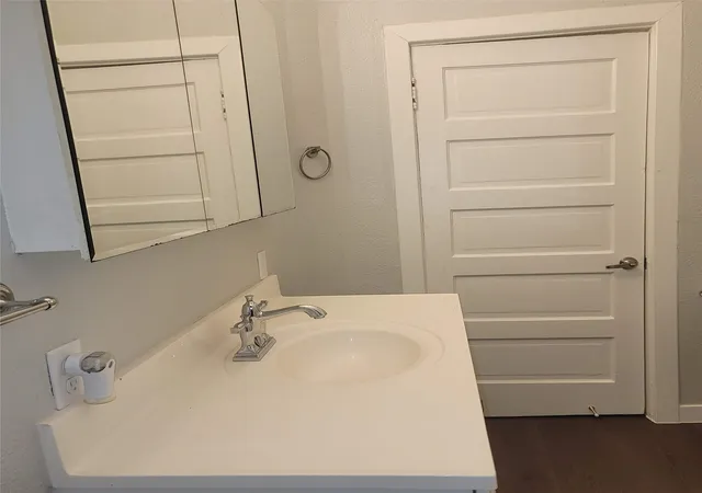 Photo 3 of Single family home for sale at 1325 W 13Th Ave, Corsicana, TX 75110 | MLS# 21142923 | Listing updated on 2026-08-31