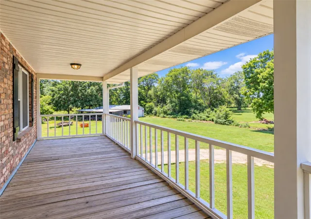 Photo 3 of Single family home for sale at 1147 Vz County Road 3417, Wills Point, TX 75169 | MLS# 21142996 | Listing updated on 2026-10-03