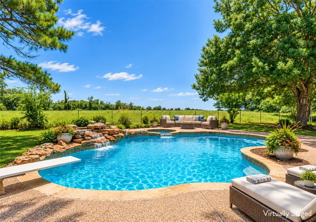 Photo 4 of Single family home for sale at 1147 Vz County Road 3417, Wills Point, TX 75169 | MLS# 21142996 | Listing updated on 2026-10-03