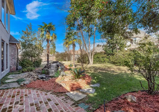 Photo 3 of Single family home for sale at 1069 Waters Edge Cir, Shreveport, LA 71106 | MLS# 21143165 | Listing updated on 2026-08-20