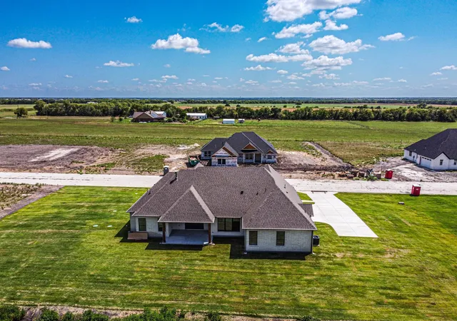 Homes for sale in Caddo Mills, TX | 5250 Sunset Rd, Caddo Mills, TX 75135 | MLS# 21143314
