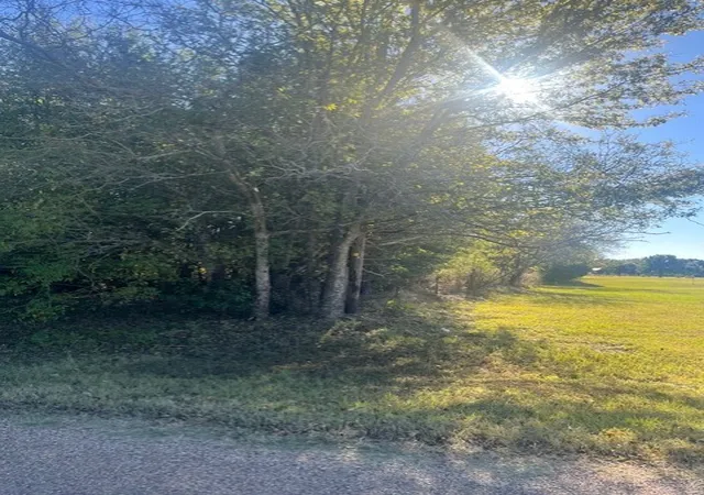 Photo 2 of Sale Pending at 23 County Rd 316c, Terrell, TX 75161 | MLS# 21135741 | Listing updated on 2026-09-17