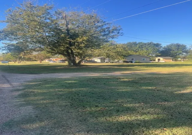 Photo 3 of Sale Pending at 23 County Rd 316c, Terrell, TX 75161 | MLS# 21135741 | Listing updated on 2026-09-17