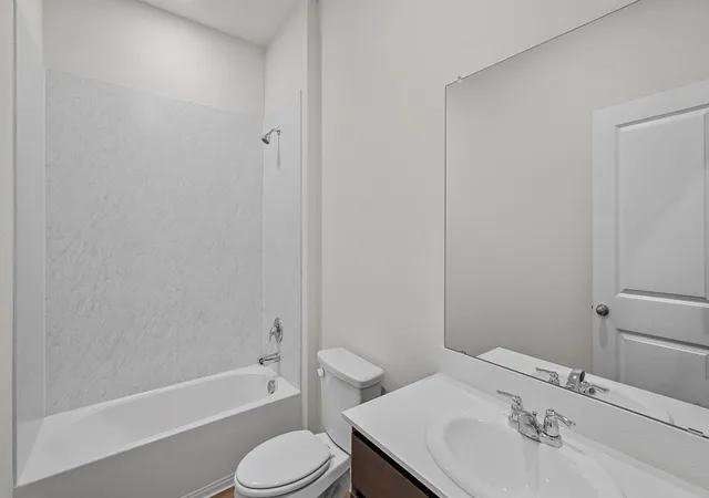 Photo 1 of Single family home for sale at 3303 Spaulding Dr, Paris, TX 75460 | MLS# 21143900 | Listing updated on 2026-08-28