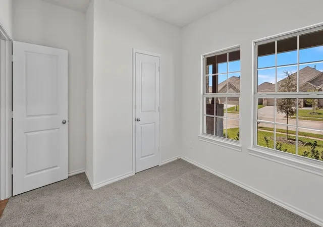 Photo 4 of Single family home for sale at 3303 Spaulding Dr, Paris, TX 75460 | MLS# 21143900 | Listing updated on 2026-08-28