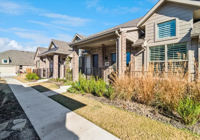 Photo 2 of Townhouse for sale at 2805 Concord Dr, Wylie, TX 75098 | MLS# 21144021 | Listing updated on 2026-08-22