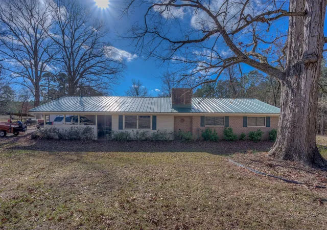 Photo 1 of Sale Pending at 165/169 Red Hill Ln, Minden, LA 71055 | MLS# 21143821 | Listing updated on 2026-08-19