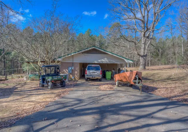 Photo 3 of Sale Pending at 165/169 Red Hill Ln, Minden, LA 71055 | MLS# 21143821 | Listing updated on 2026-08-19