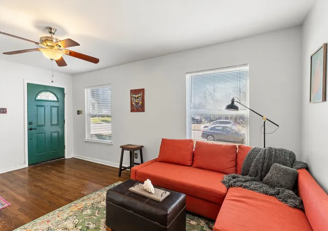 5th image of 2739 Livingston Ave, Fort Worth, TX 76110 | MLS# 21143881