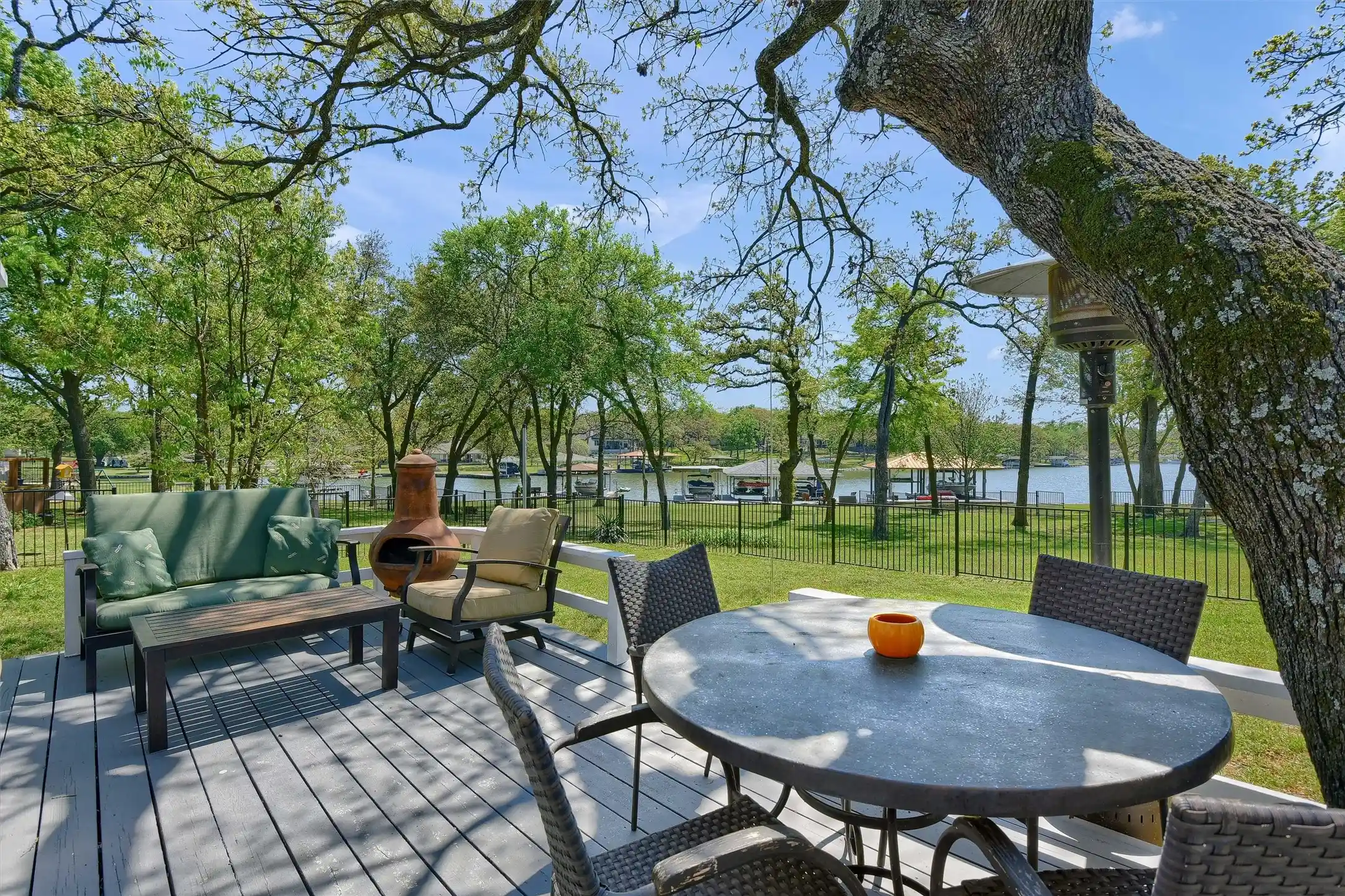 Photo 1 of Sale Pending at 1214 E Kiowa Dr, Gainesville, TX 76240 | MLS# 21144826 | Listing updated on 2026-10-16