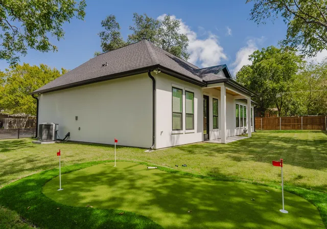 Photo 3 of Single family home for sale at 9842 Webb Chapel Rd, Dallas, TX 75220 | MLS# 21145179 | Listing updated on 2026-10-01