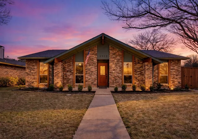 Homes for sale in Garland, TX | 3502 Vista Oaks Dr, Garland, TX 75043 | MLS# 21145188