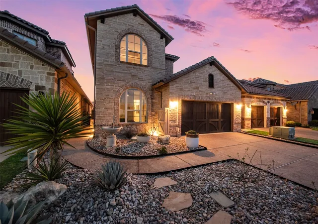 Photo 3 of Sale Pending at 10013 Lakeside Dr, Fort Worth, TX 76179 | MLS# 21144740 | Listing updated on 2026-07-24