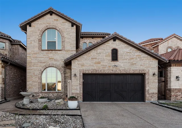 Photo 4 of Sale Pending at 10013 Lakeside Dr, Fort Worth, TX 76179 | MLS# 21144740 | Listing updated on 2026-07-24