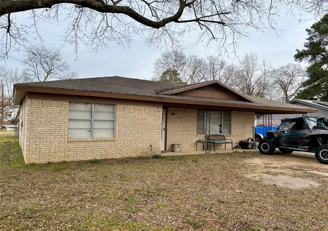 Homes for sale in Detroit, TX | 135 1st St Se, Detroit, TX 75436 | MLS# 21141862