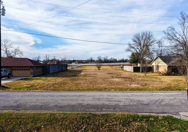 Photo 3 of Land for sale at 439 Wolf Run Ct, Lavon, TX 75166 | MLS# 21145645 | Listing updated on 2026-08-31
