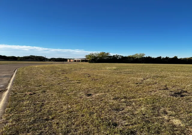 Photo 1 of Land for sale at 601 W Wintergreen Rd, De Soto, TX 75115 | MLS# 21145751 | Listing updated on 2026-01-07
