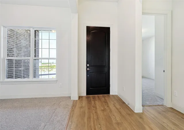 2nd image of 313 Trinity Ct, Shady Shores, TX 76208 | MLS# 21145611
