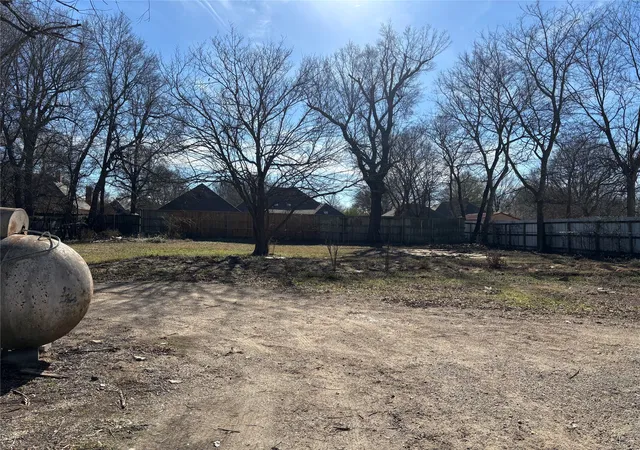 Homes for sale in Paris, TX | 1930 Fm 195, Paris, TX 75460 | MLS# 21145984