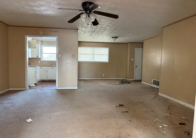 Homes for sale in Paris, TX | 1930 Fm 195, Paris, TX 75460 | MLS# 21145984
