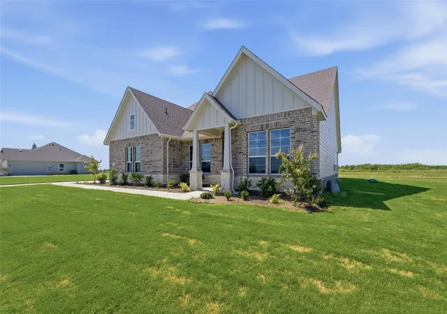 Homes for sale in Valley View, TX | 870 County Road 200, Valley View, TX 76272 | MLS# 21146390