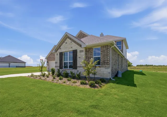 Homes for sale in Valley View, TX | 810 County Road 200, Valley View, TX 76272 | MLS# 21146771
