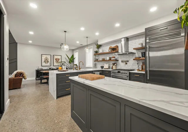 Photo 3 of Single family home for sale at 1916 Euclid Ave, Dallas, TX 75206 | MLS# 21147137 | Listing updated on 2026-07-17
