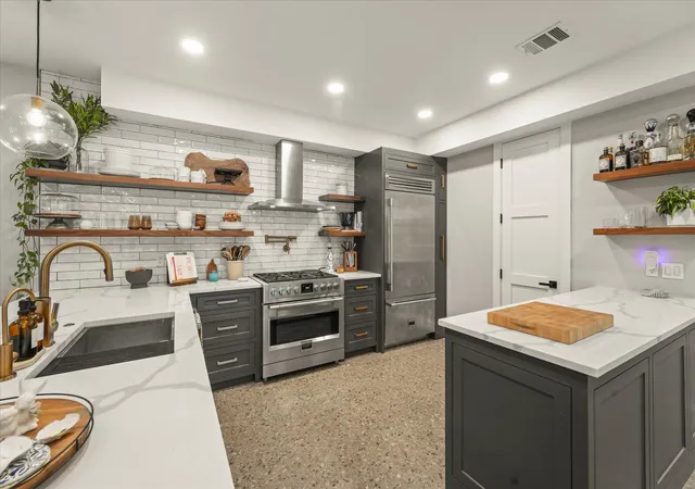 Photo 3 of Single family home for sale at 1916 Euclid Ave, Dallas, TX 75206 | MLS# 21147137 | Listing updated on 2026-07-17