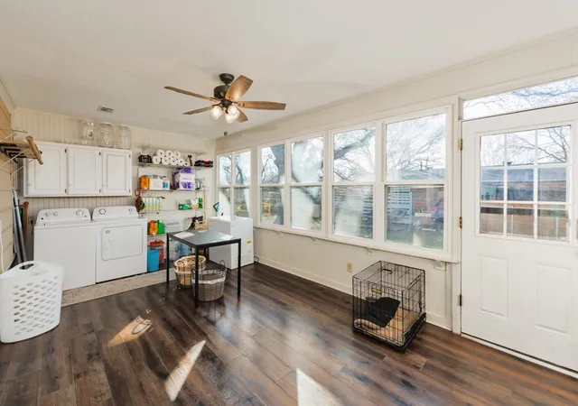 Photo 4 of Single family home for sale at 517 W Lamar St, Alvord, TX 76225 | MLS# 21147172 | Listing updated on 2026-09-22